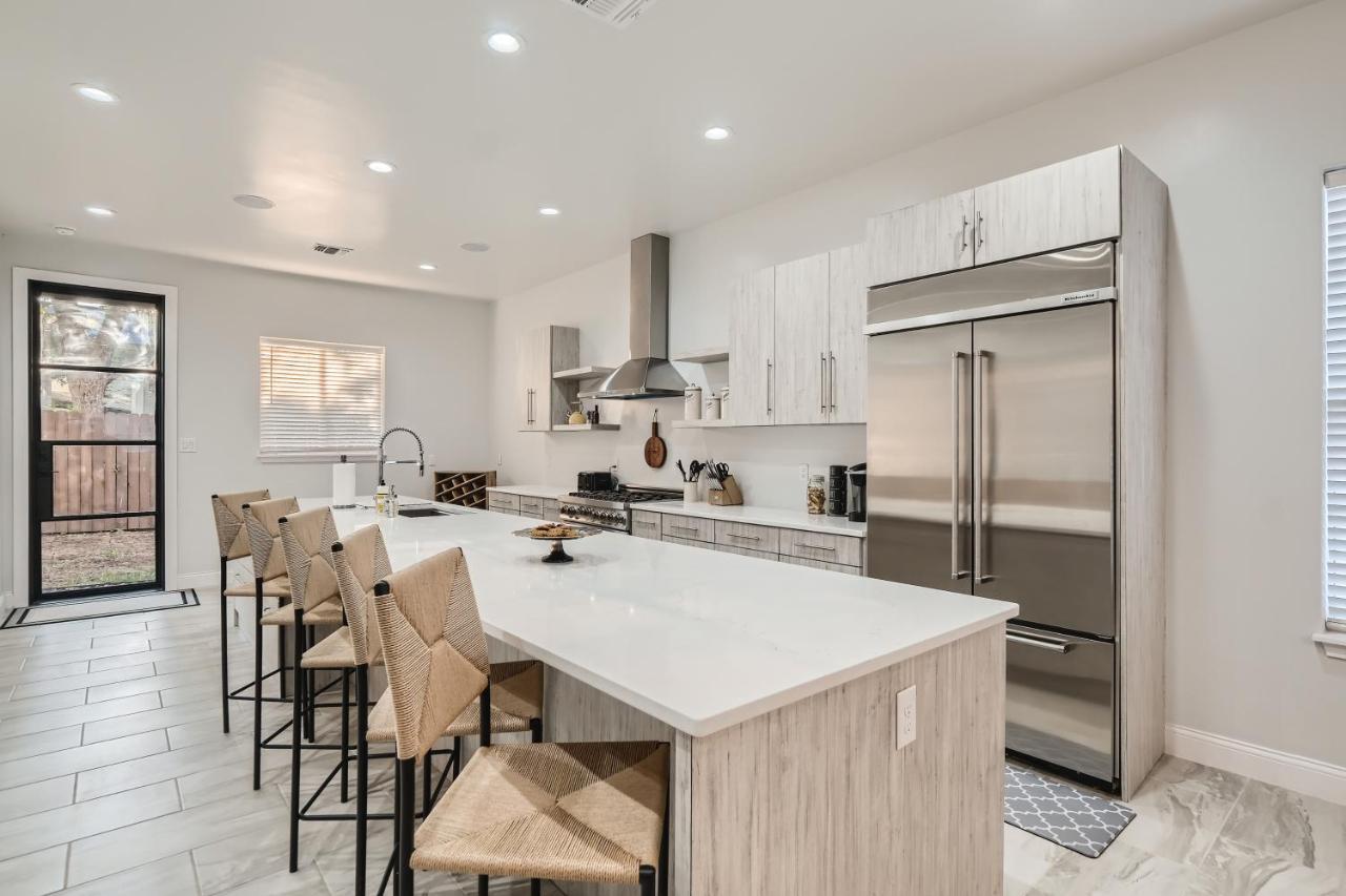 Luxury 5 Bdrm Home! Blocks To Dt/Riverwalk/Convention Center! San Antonio Eksteriør bilde